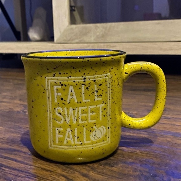 Fall Camper Mug - Picture 1 of 5